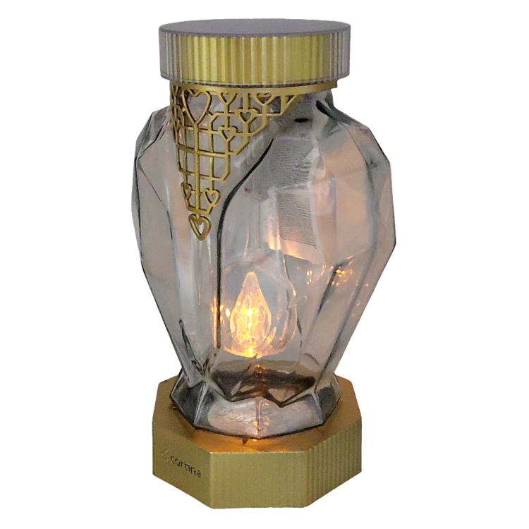 Znicz Solarny LED Szklana Latarnia z Motywem Serc Duży 26 cm złoty (3).webp